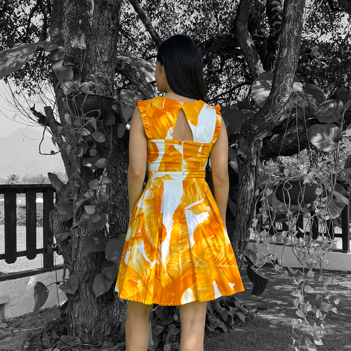 Vestido corto estampado amarillo
