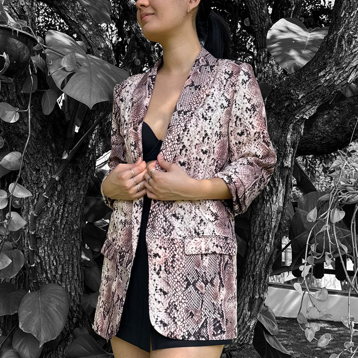 Saco 3/4 animal print sin botones