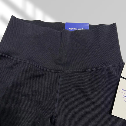 Pescador deportivo con detalle en pierna