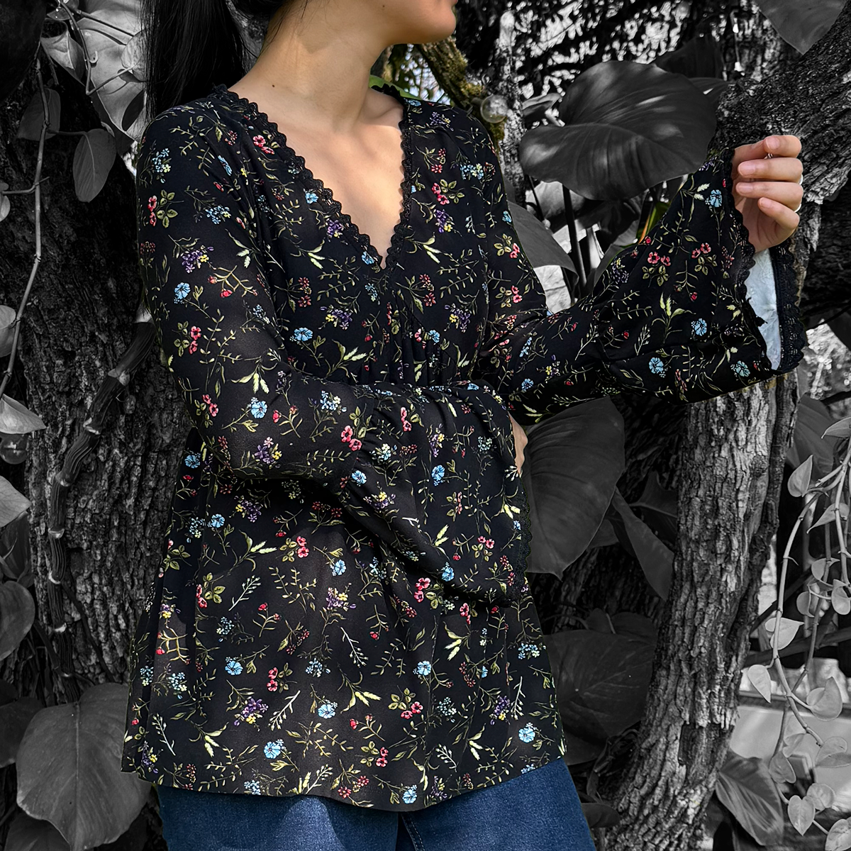 Blusa floreada estilo bohemia