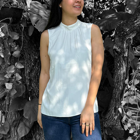 Blusa blanca formal