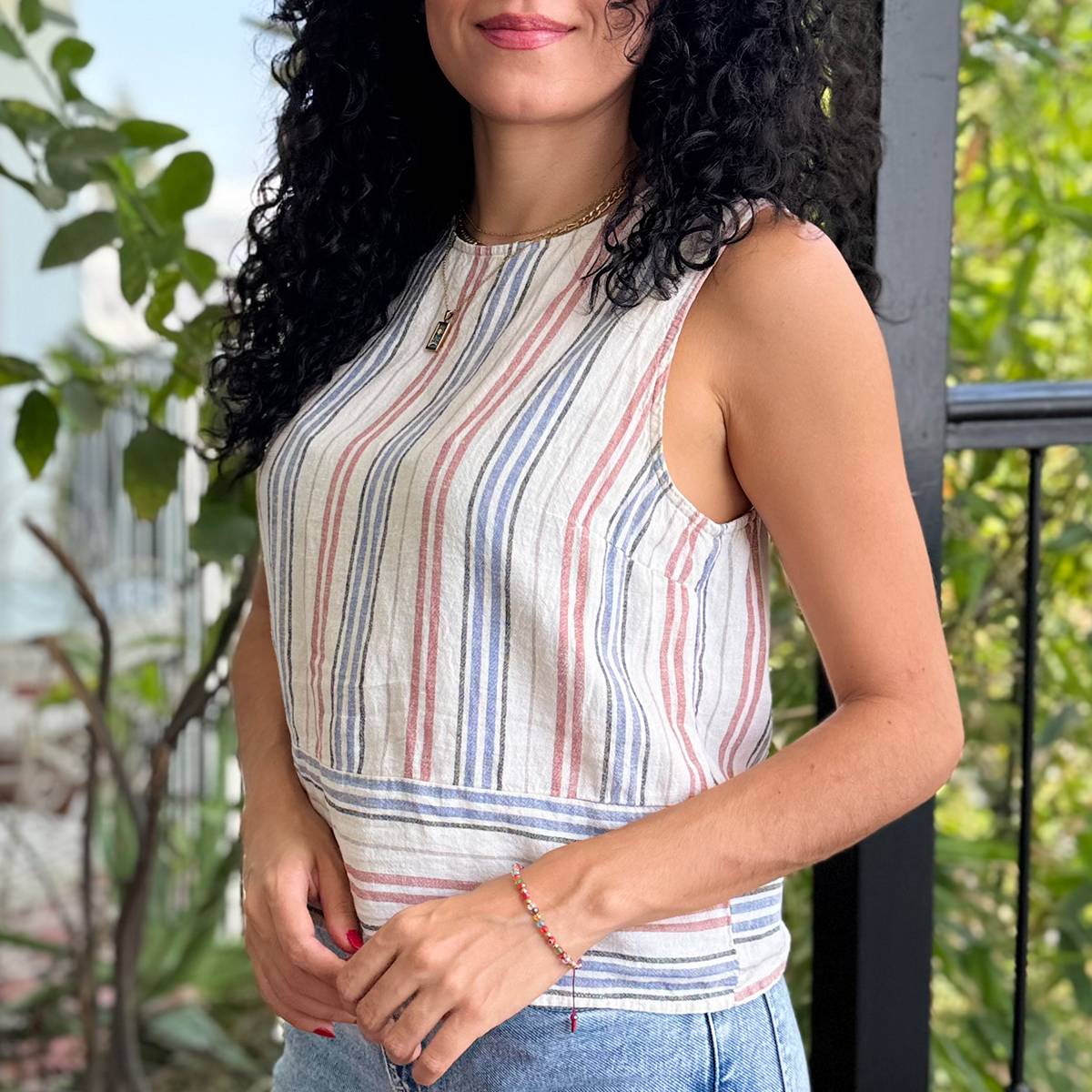 Top corto de verano
