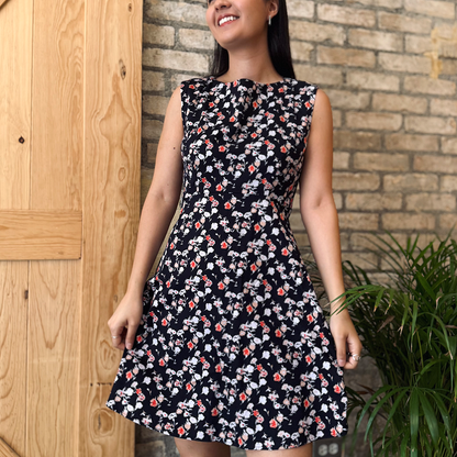 Vestido estilo pin up con flores
