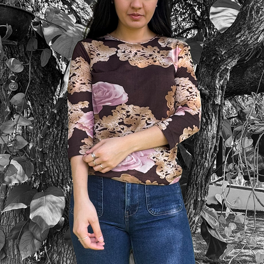 Top vintage estampado con flores