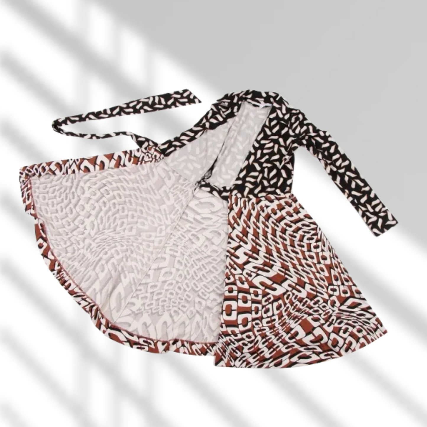 Vestido envolvente estilo retro