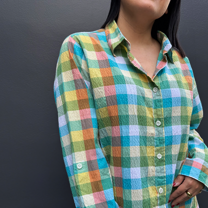 Camisa ligera con cuadros de colores