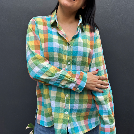 Camisa ligera con cuadros de colores