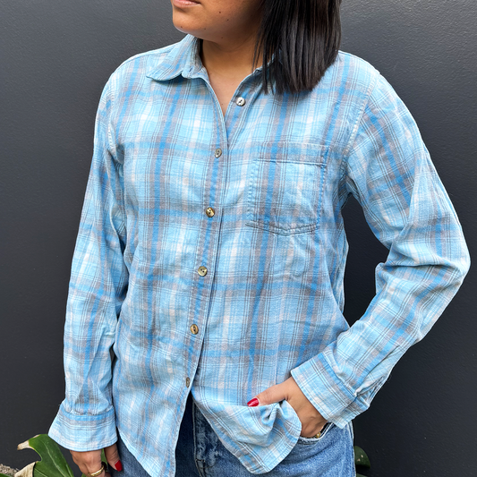 Camisa estilo leñador en tonos azules