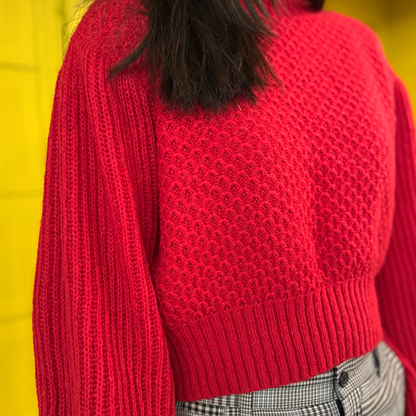 Sueter crop rojo vibrante